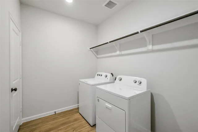 a view of utility room with washer and dryer