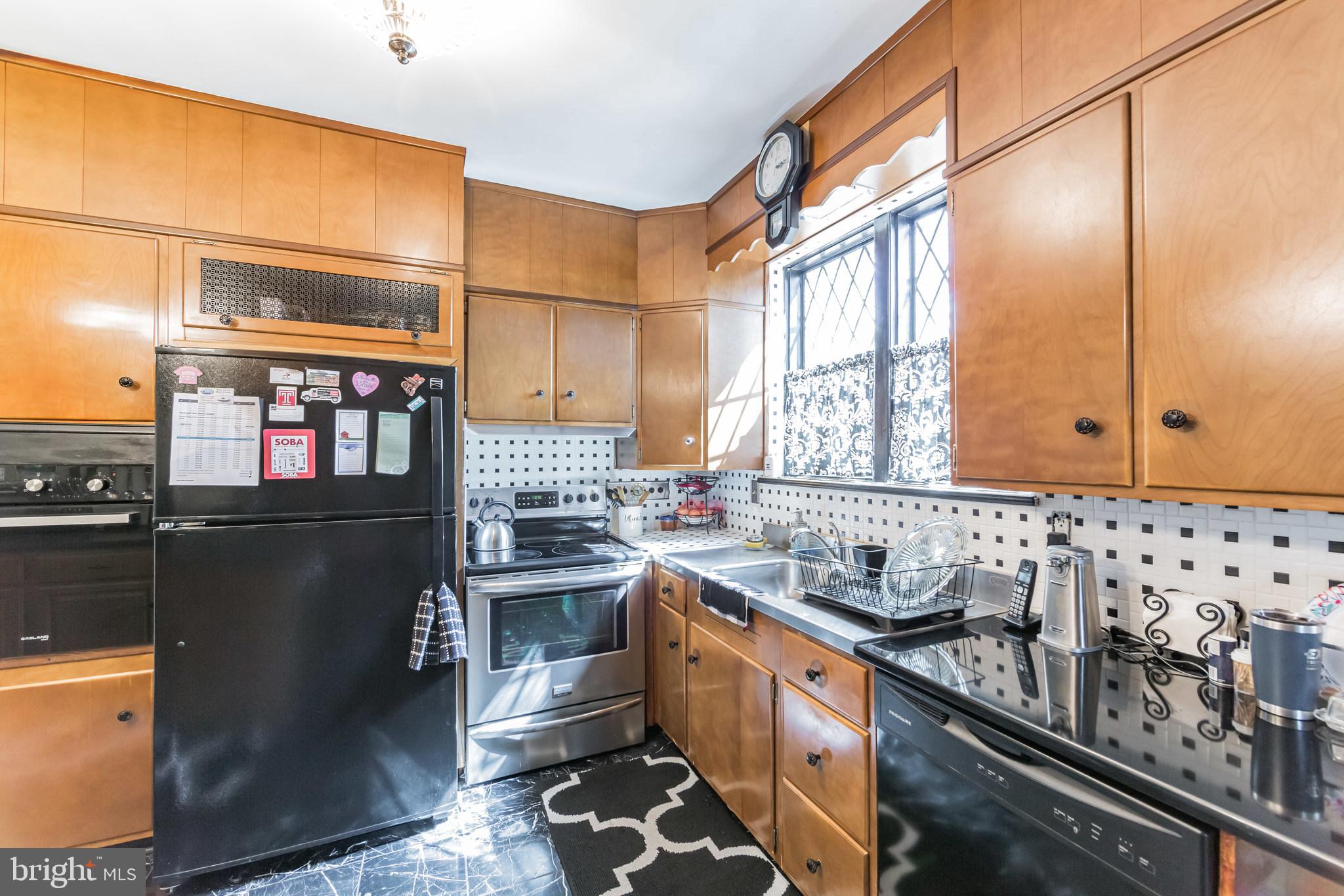 1518 Alsace Road Reading, PA 19604 - Photo 9 of 28 Gallery Image 9