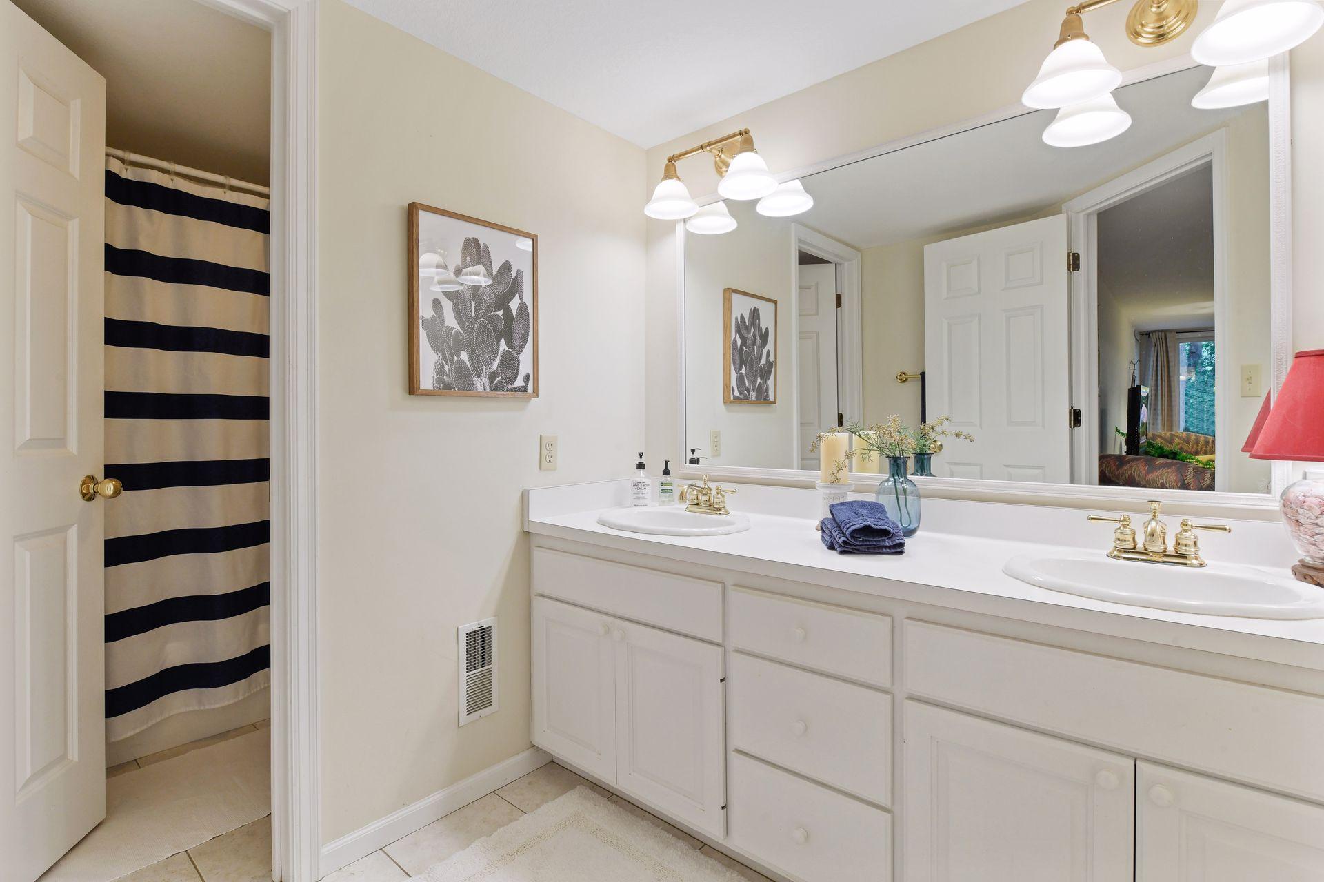 18165 Carole Lane Deephaven, MN 55391 - Photo 26 of 30