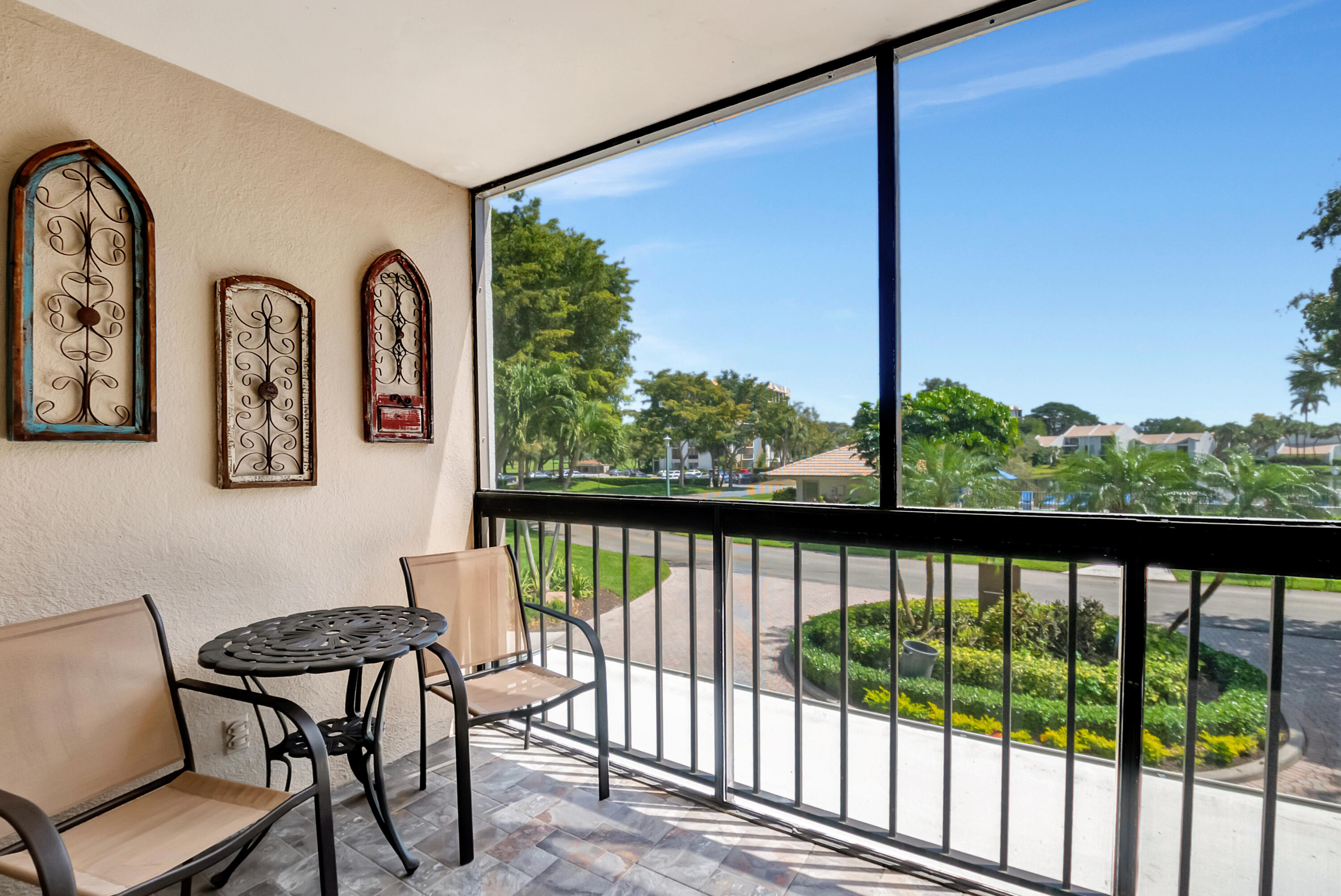 1523 Bridgewood Drive Boca Raton, FL 33434 - Photo 20 of 50 Porch