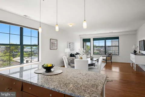 $280,000 | 3201 St Paul Street, Unit 424, Baltimore, MD 21218