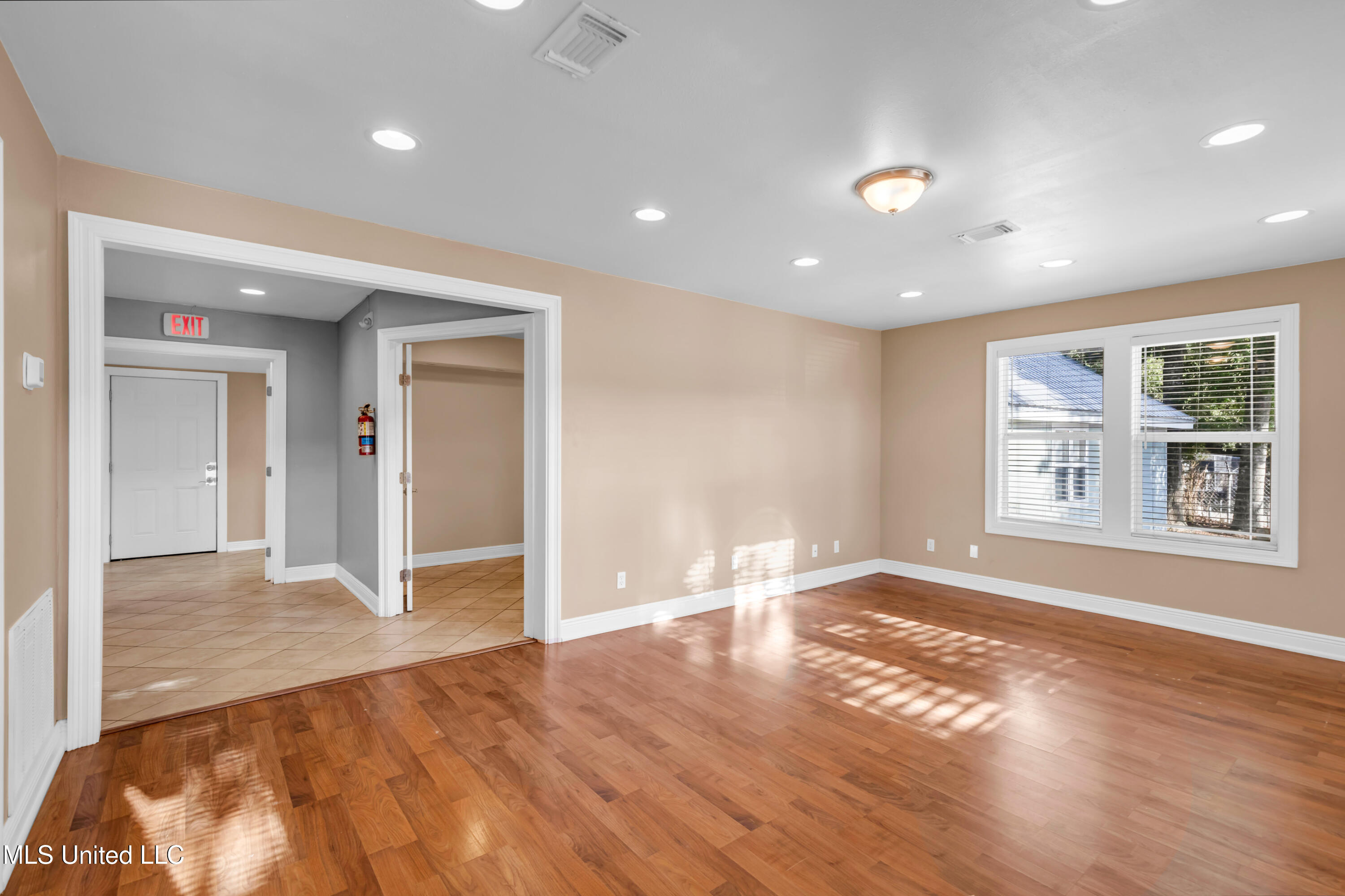 266 Debuys Road Biloxi, MS 39531 - Photo 10 of 41 266DebuysRd-10