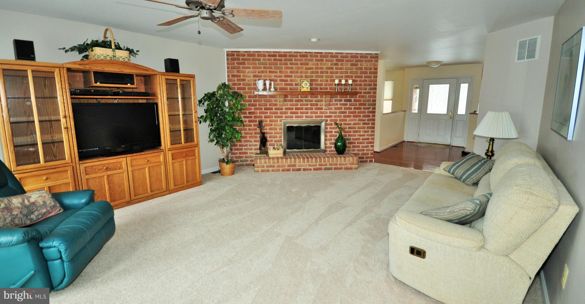 906 Coen Road Street, MD 21154 - Photo 11 of 30 Family Room