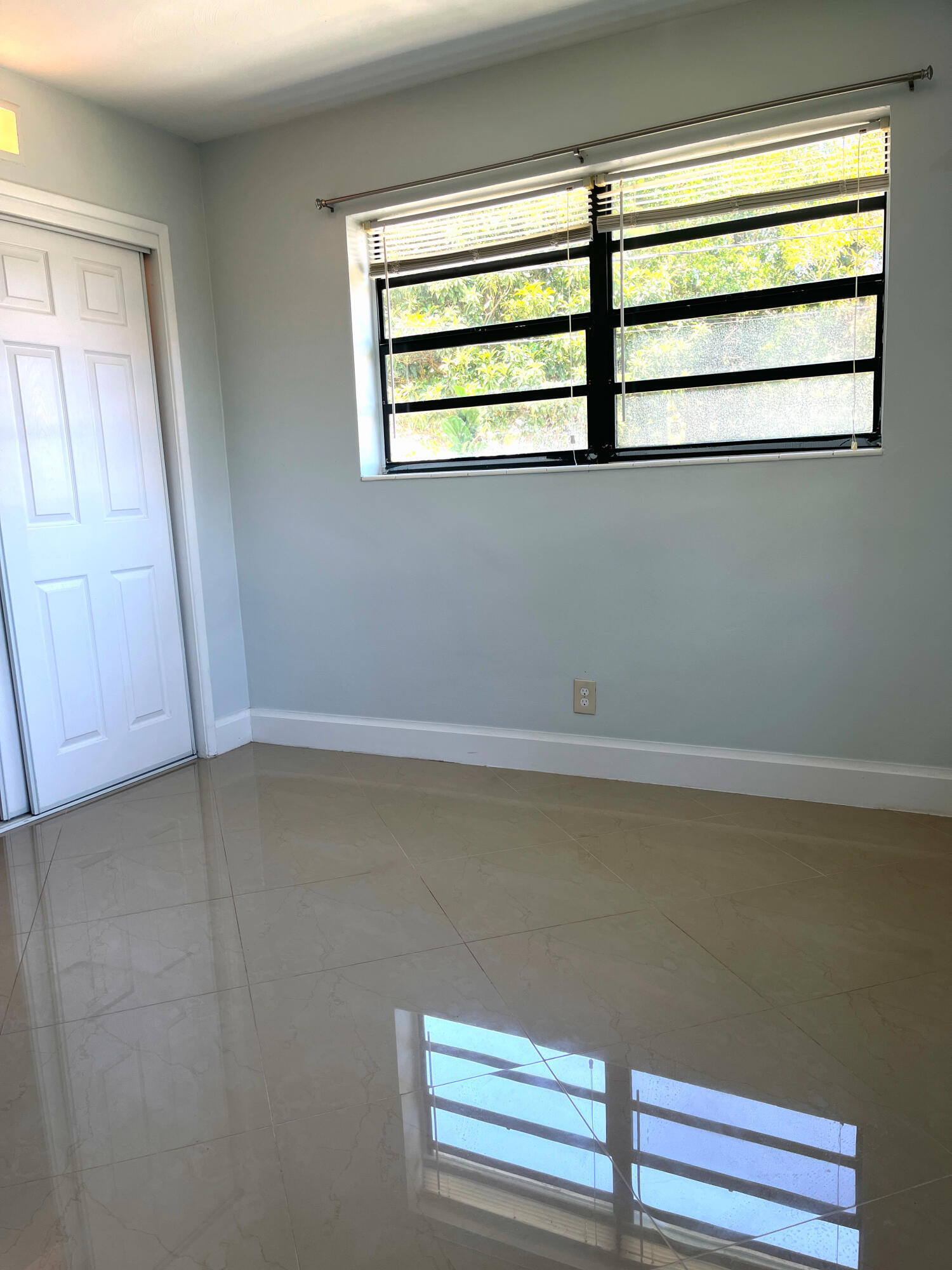 477 Northeast 35th Street Boca Raton, FL 33431 - Photo 21 of 35 Bedroom 2