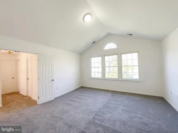$950,000 | 13907 Castle Court, Chantilly, VA 20151