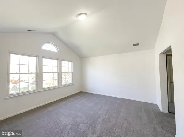 $950,000 | 13907 Castle Court, Chantilly, VA 20151