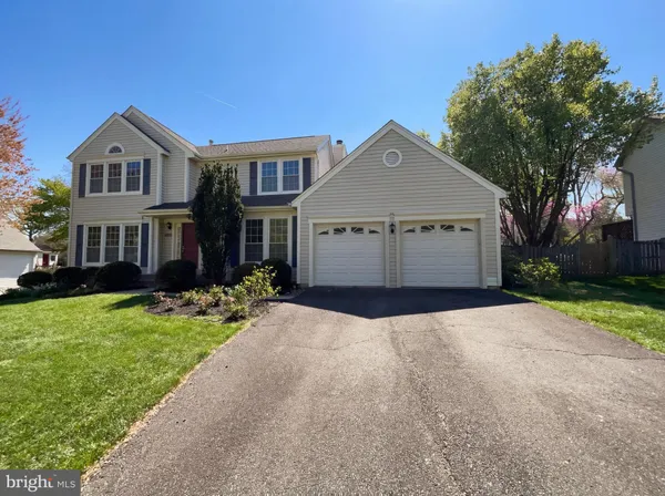 $950,000 | 13907 Castle Court, Chantilly, VA 20151