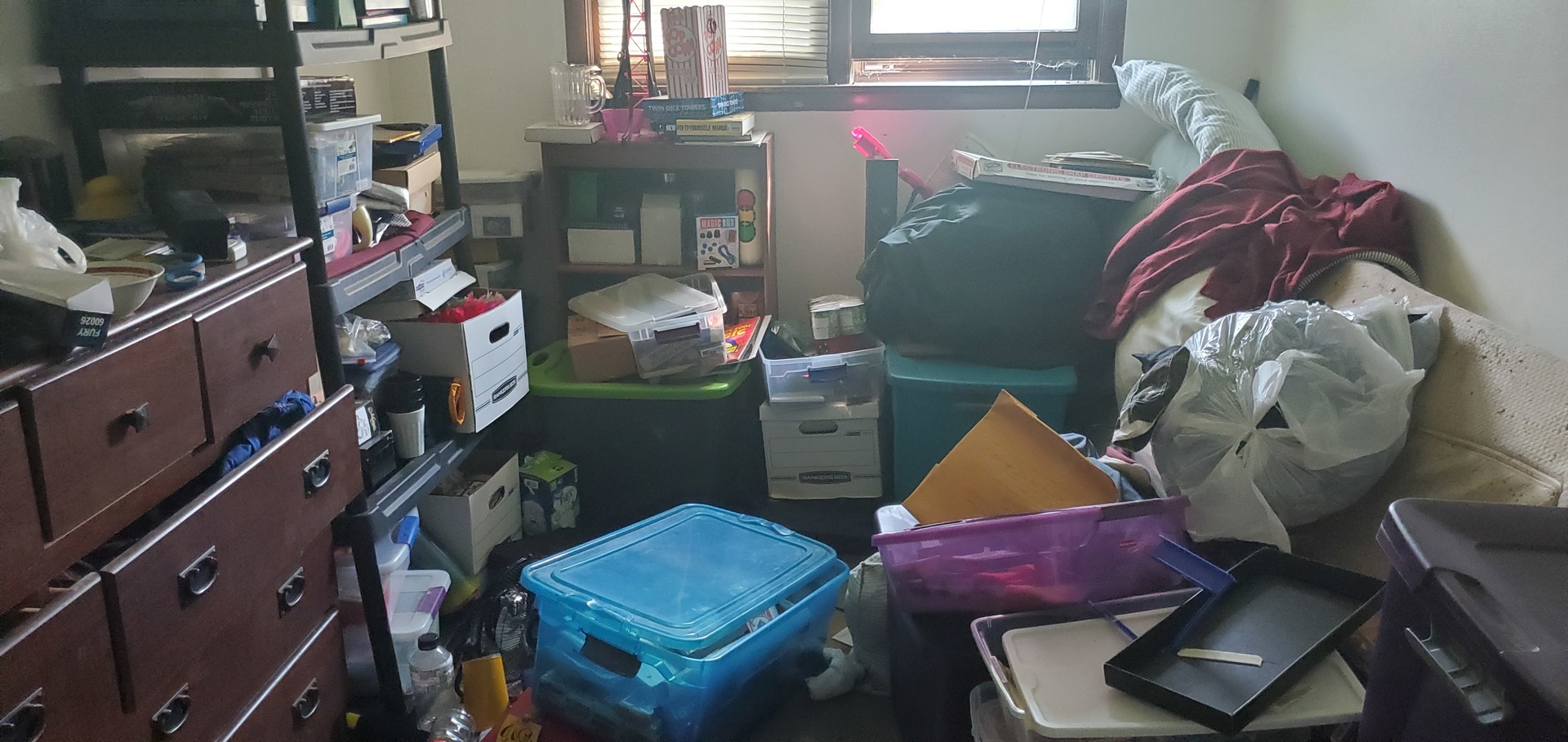 2947 South Farrell Street Chicago, IL 60608 - Photo 11 of 18 a living room with furniture and a flat screen tv