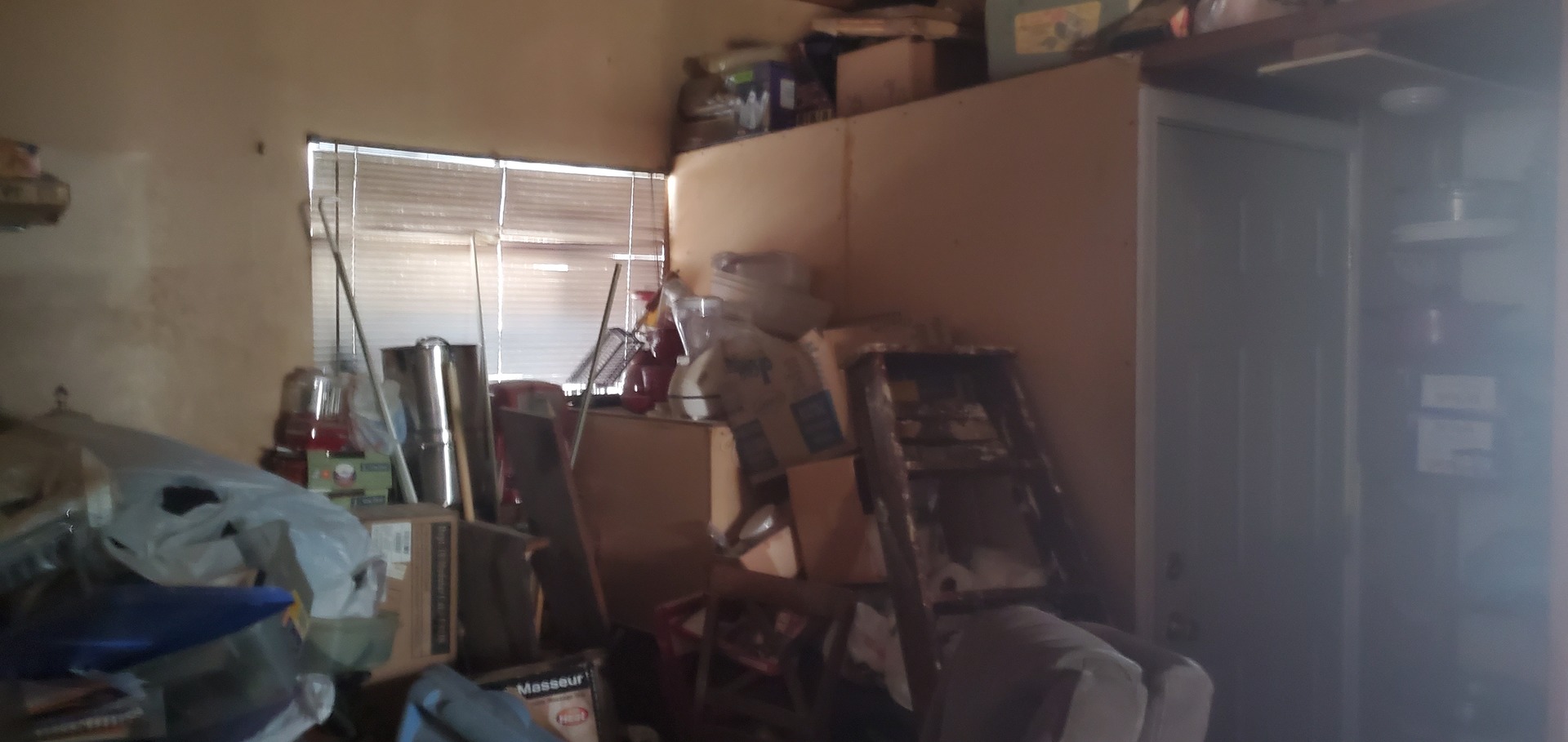 2947 South Farrell Street Chicago, IL 60608 - Photo 5 of 18 a close view of closet