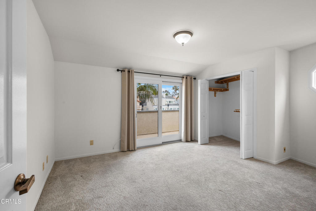 2524 Monaco Drive Oxnard, CA 93035 - Photo 37 of 50 an empty room with windows