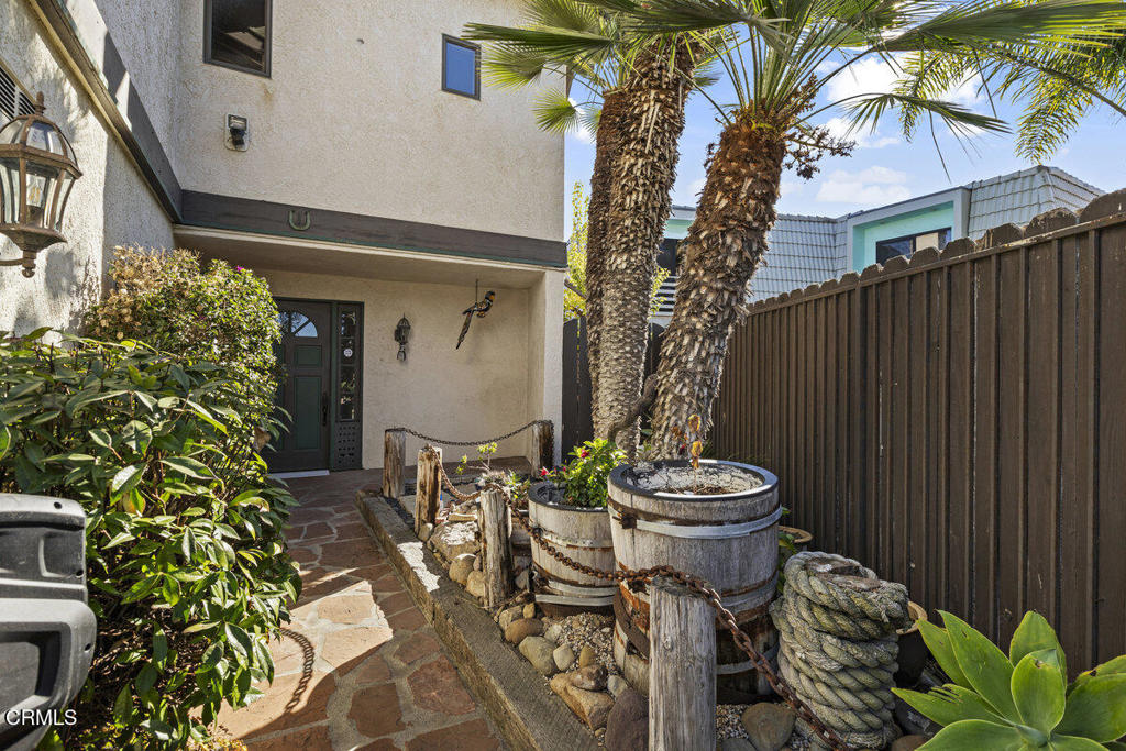 2524 Monaco Drive Oxnard, CA 93035 - Photo 8 of 50 a view of a chairs and table in a patio