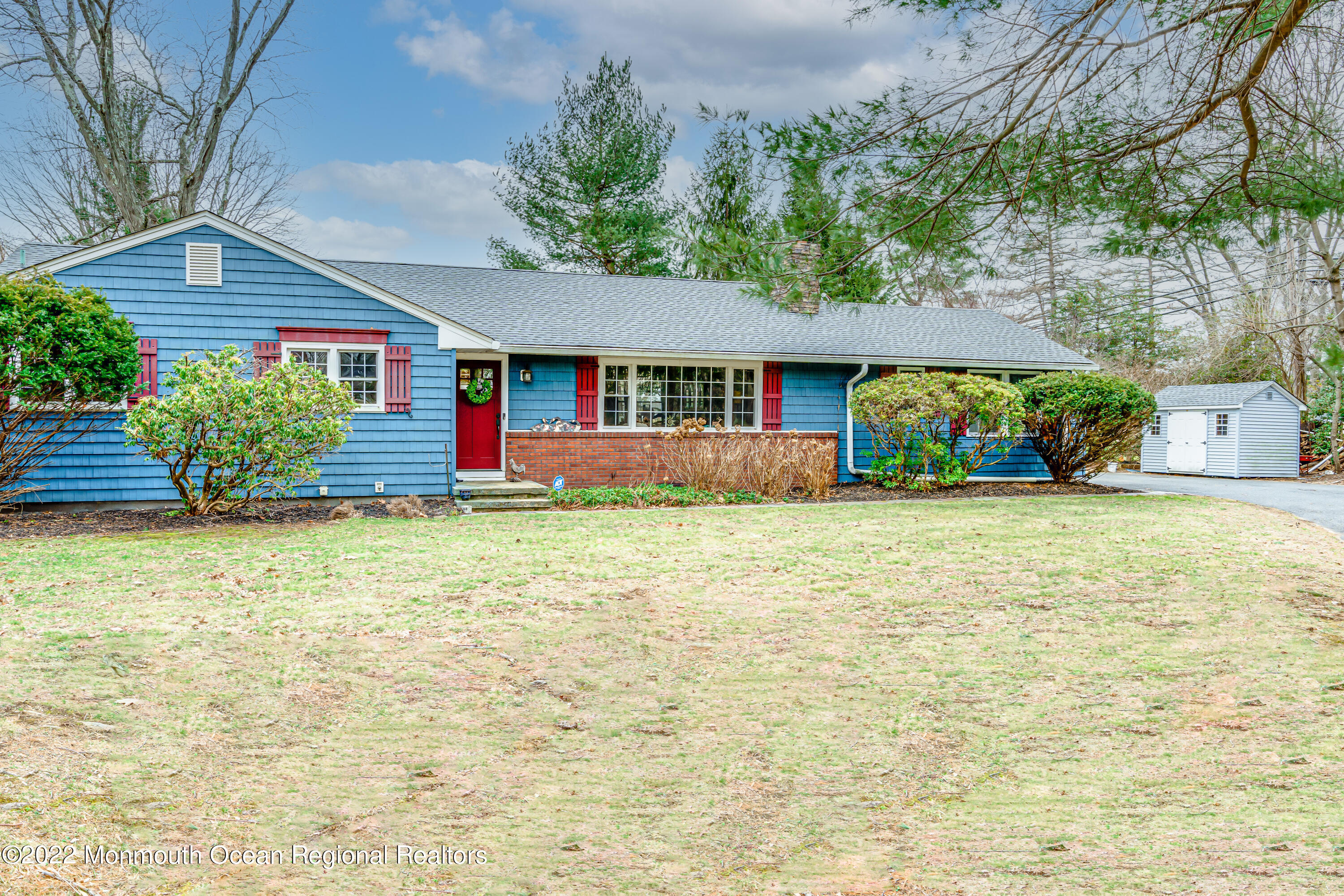 124 Robertsville Road Freehold, NJ 07728 - Photo 5 of 29 124 Robertsville Rd-9
