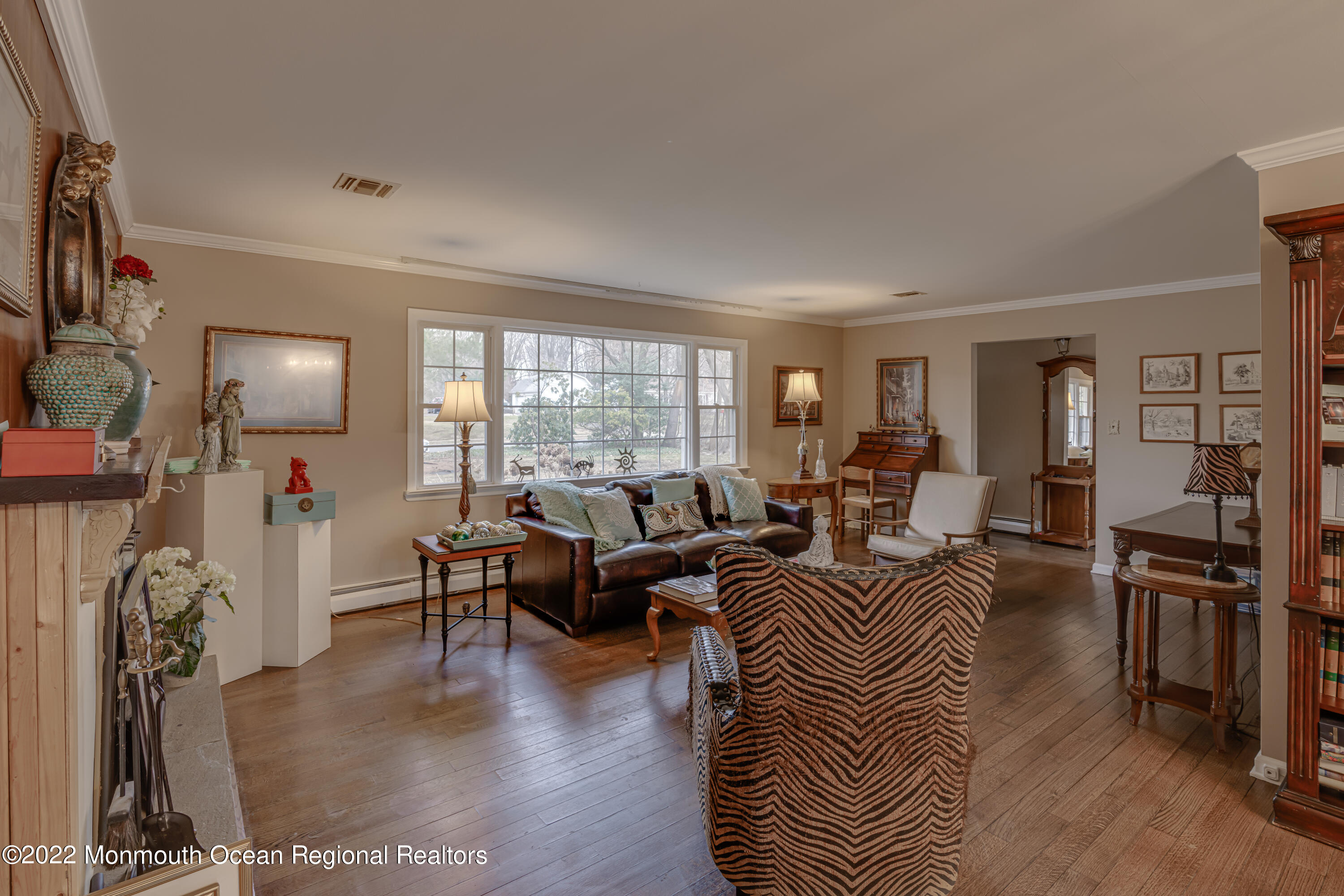 124 Robertsville Road Freehold, NJ 07728 - Photo 8 of 29 LIVING ROOM
