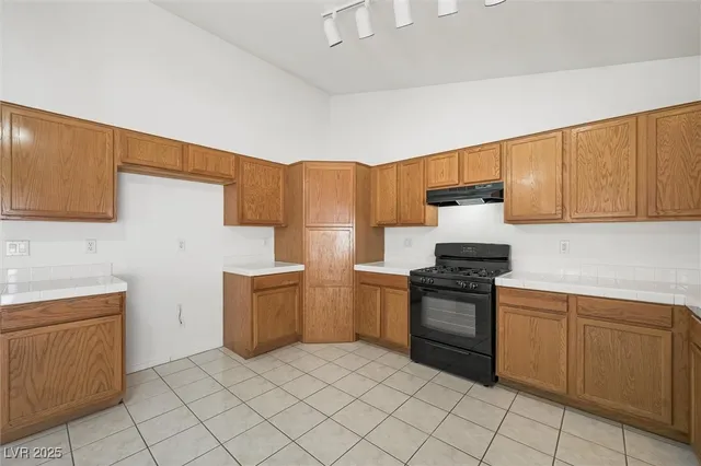 $2,200 | 3641 Yorba Linda Drive, Las Vegas, NV 89122