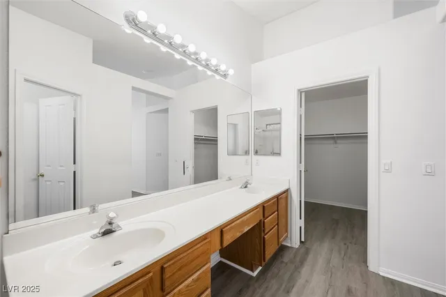 $2,200 | 3641 Yorba Linda Drive, Las Vegas, NV 89122