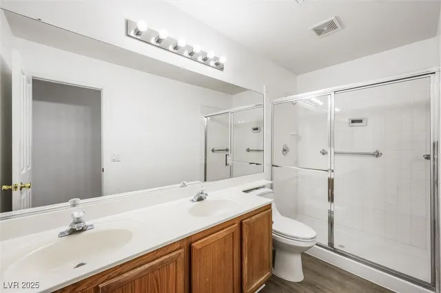 $2,200 | 3641 Yorba Linda Drive, Las Vegas, NV 89122