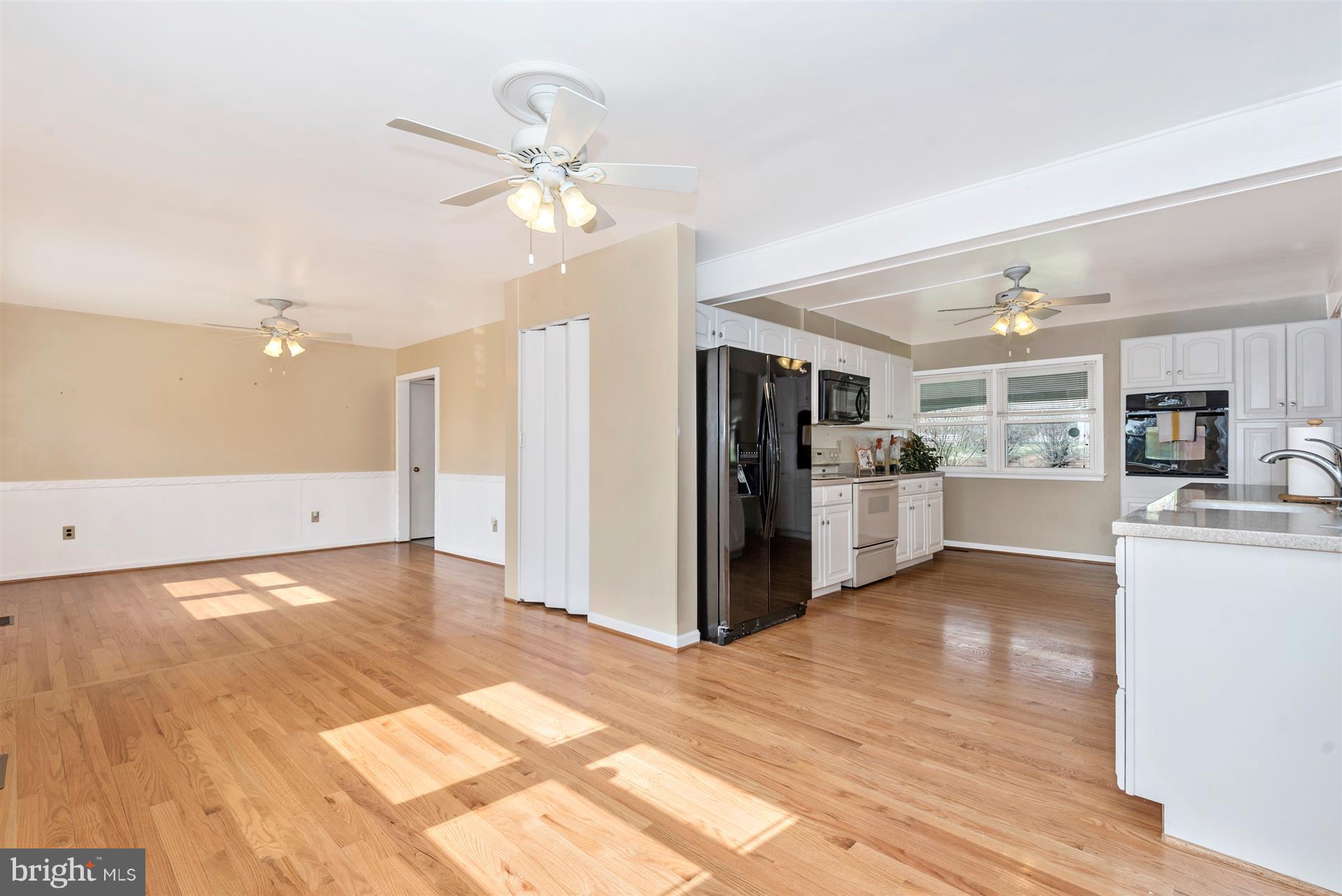 24409 Hanson Road Gaithersburg, MD 20882 - Photo 7 of 30 Dining Room