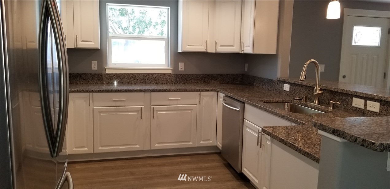 448 North Clark Road Moses Lake, WA 98837 - Photo 9 of 25 Gallery Image 9