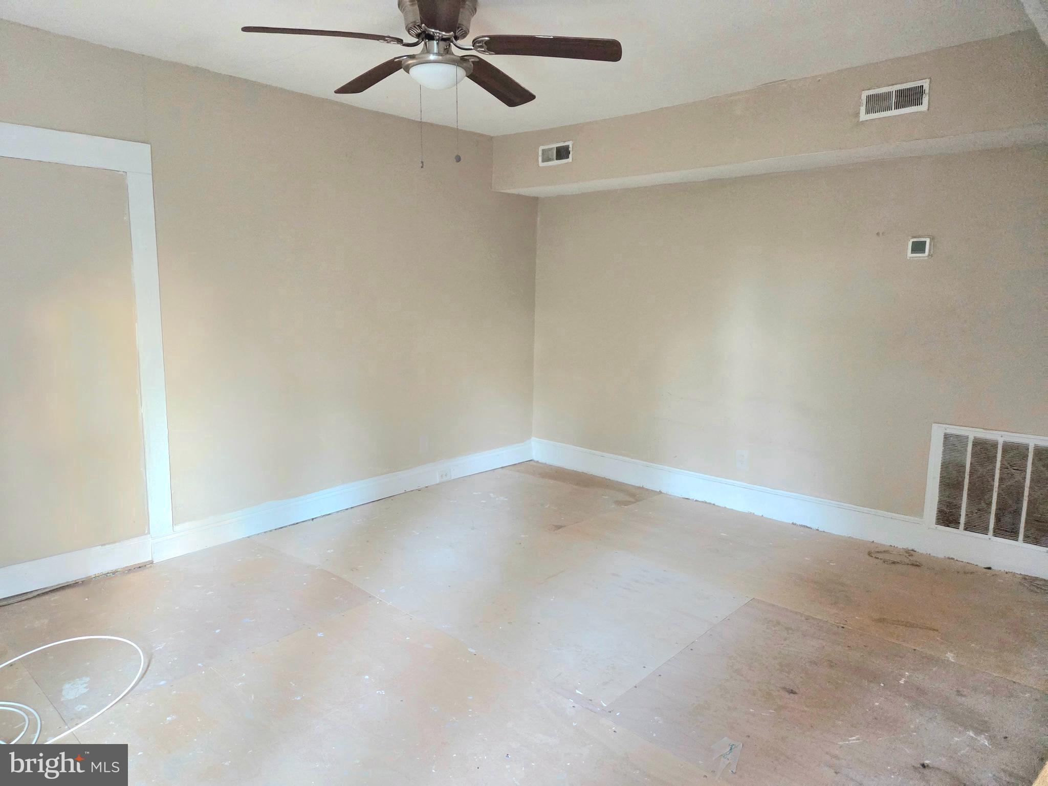 212 South Main Street Hurlock, MD 21643 - Photo 9 of 24 !st floor - Den/Office/Bedroom