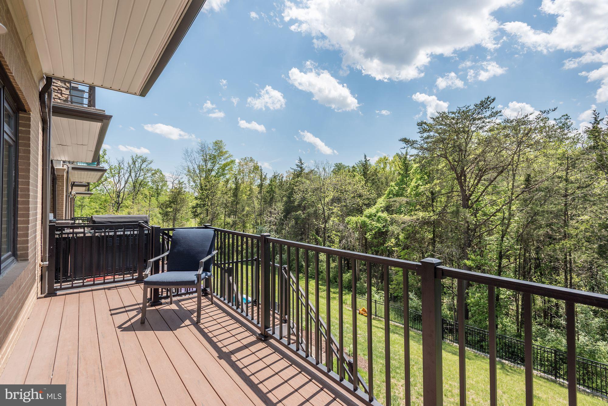 1513 Ribbon Limestone Terrace Southeast Leesburg, VA 20175 - Photo 21 of 27 Second covered deck