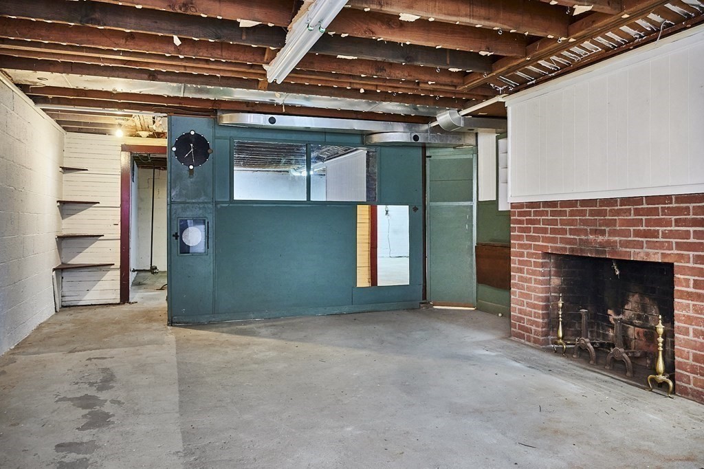 595 Bernardston Road Greenfield, MA 01301 - Photo 32 of 40 Gallery Image 32