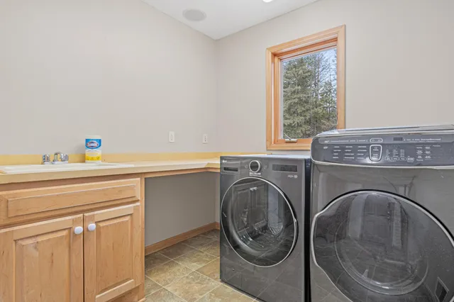 $635,000 | 7390 360th Street, North Branch, MN 55056