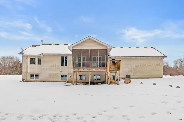 $635,000 | 7390 360th Street, North Branch, MN 55056