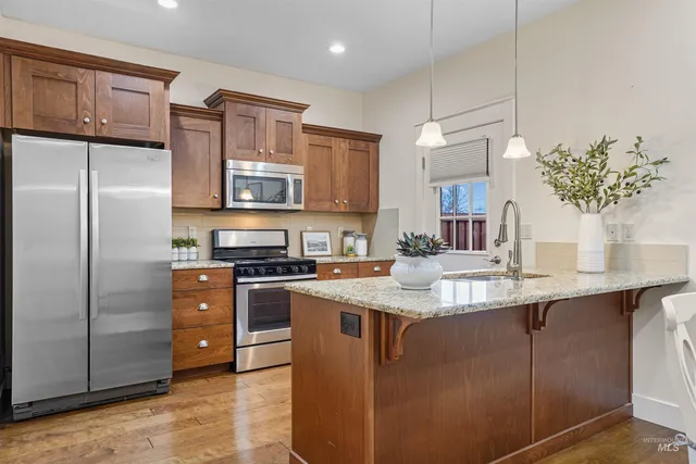 $700,000 | 9389 West Wildbranch Drive, Star, ID 83669