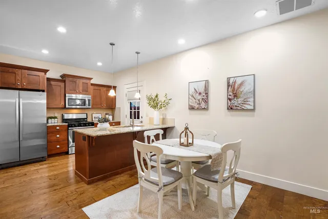 $700,000 | 9389 West Wildbranch Drive, Star, ID 83669