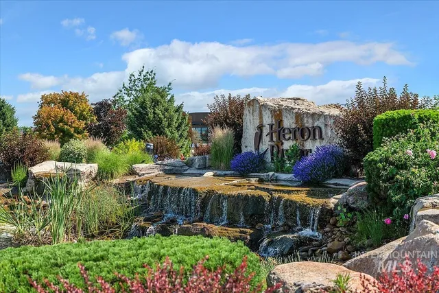 $700,000 | 9389 West Wildbranch Drive, Star, ID 83669