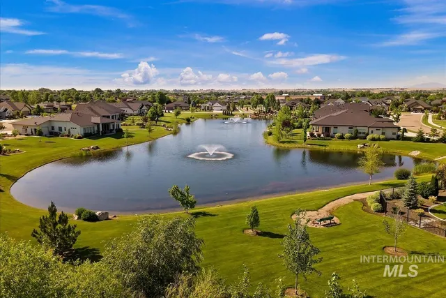 $700,000 | 9389 West Wildbranch Drive, Star, ID 83669