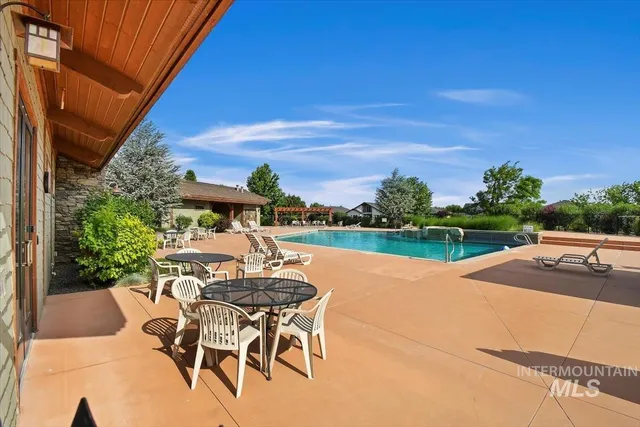 $700,000 | 9389 West Wildbranch Drive, Star, ID 83669