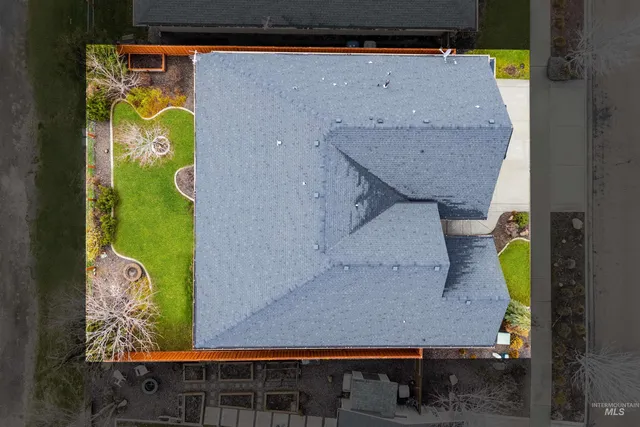 $700,000 | 9389 West Wildbranch Drive, Star, ID 83669