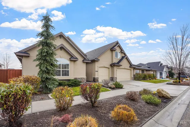 $700,000 | 9389 West Wildbranch Drive, Star, ID 83669