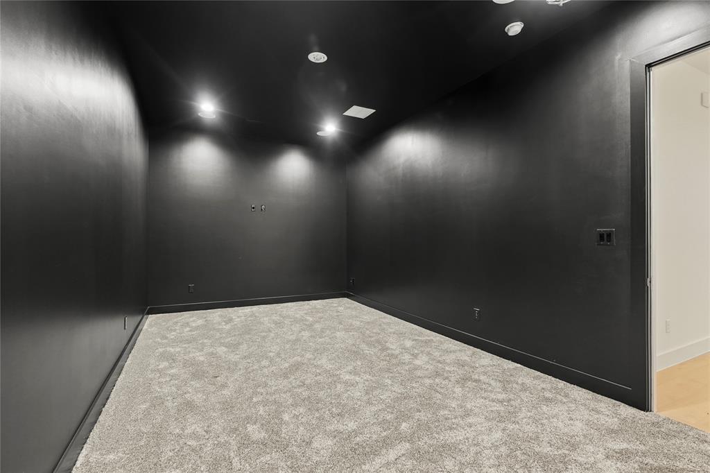 8623 San Fernando Way Dallas, TX 75218 - Photo 35 of 40