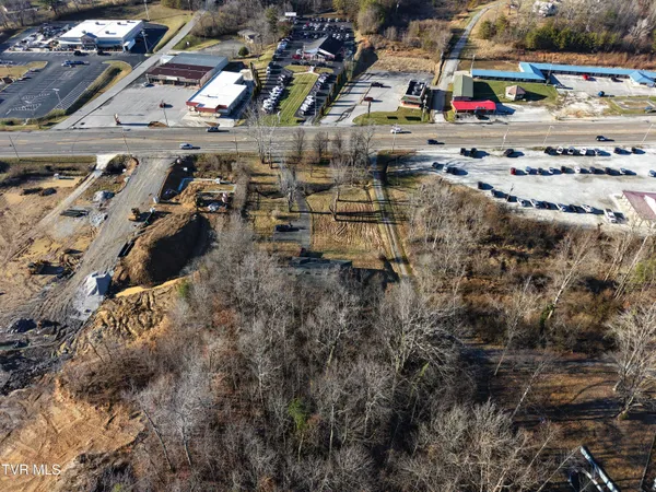 $880,000 | 20064 Alberta Street, Oneida, TN 37841