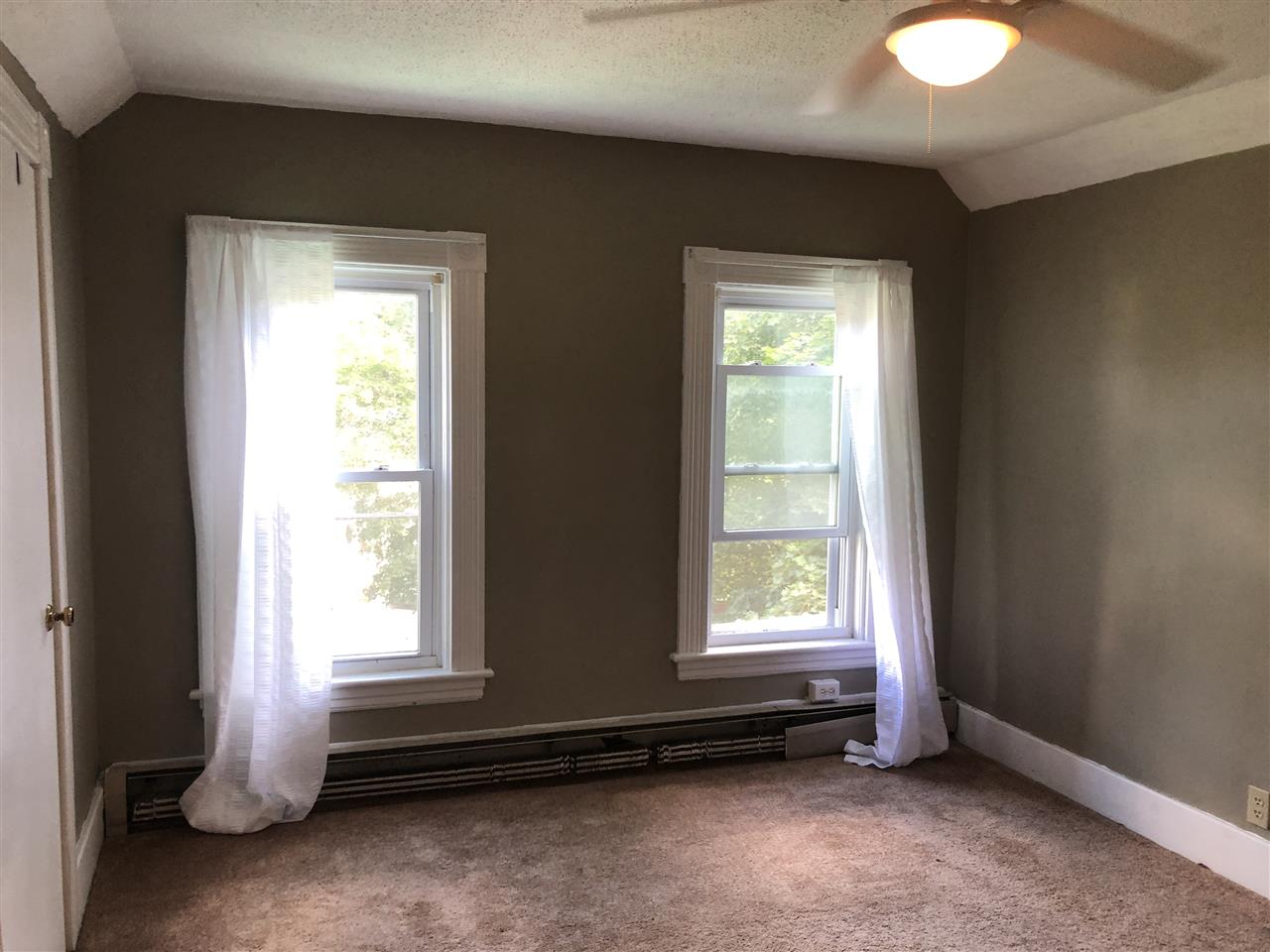105 Union Street Springfield, VT 05156 - Photo 5 of 14