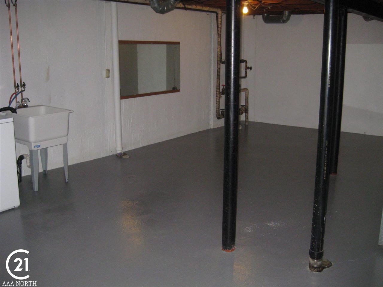 24690 Chalk Farm Road North Warren, MI 48091 - Photo 27 of 30 Gallery Image 27