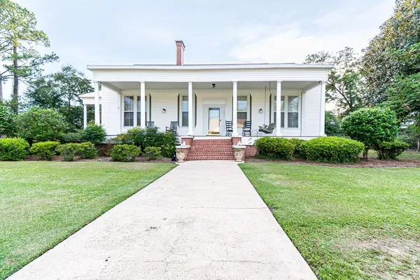 $289,000 | 303 North Main Street, Columbia, AL 36319