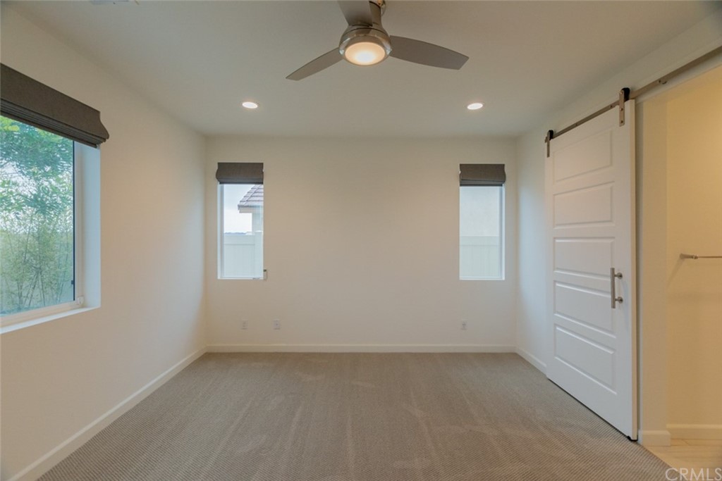 32151 Everview Temecula, CA 92591 - Photo 24 of 29 a view of empty room with window