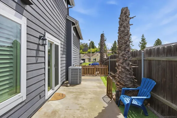 $899,000 | 956 Mariposa Place, Escondido, CA 92026