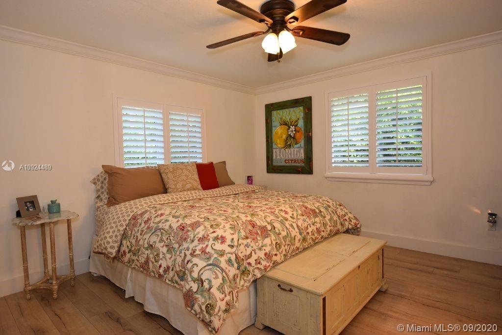 2117 Red Road Coral Gables, FL 33155 - Photo 17 of 24 Gallery Image 17