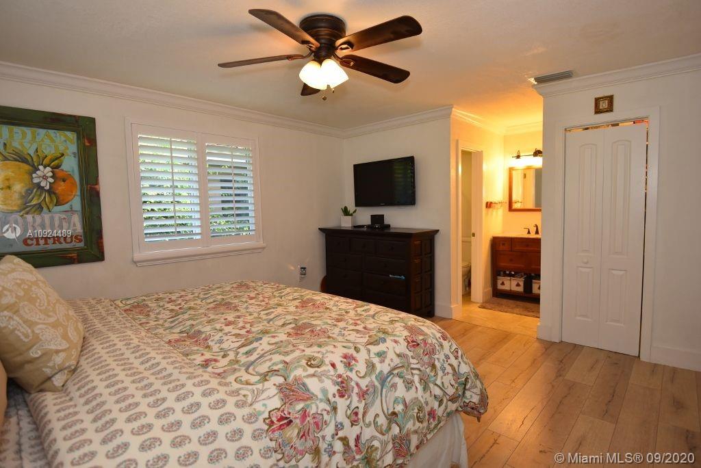 2117 Red Road Coral Gables, FL 33155 - Photo 19 of 24 Gallery Image 19