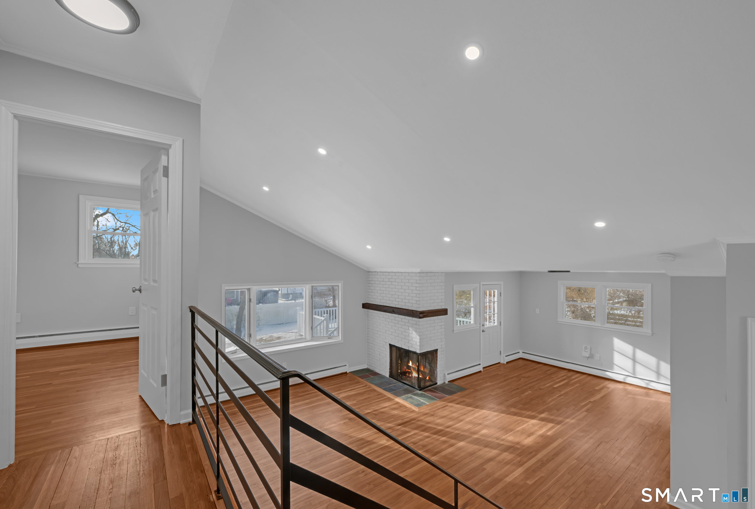 25 Hilldale Road West Hartford, CT 06117 - Photo 10 of 39