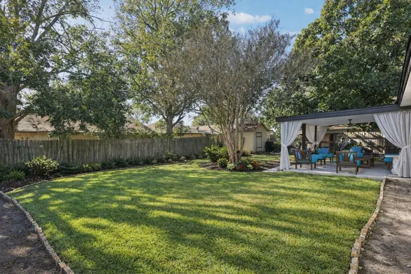 $2,295 | 15815 Crystal Grove Drive, Houston, TX 77082