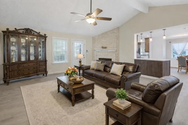 $2,295 | 15815 Crystal Grove Drive, Houston, TX 77082