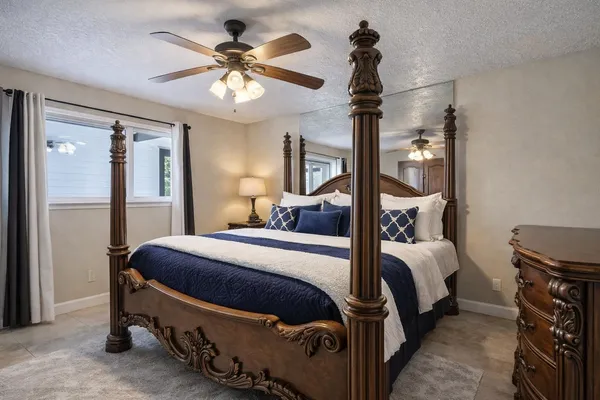 $2,295 | 15815 Crystal Grove Drive, Houston, TX 77082