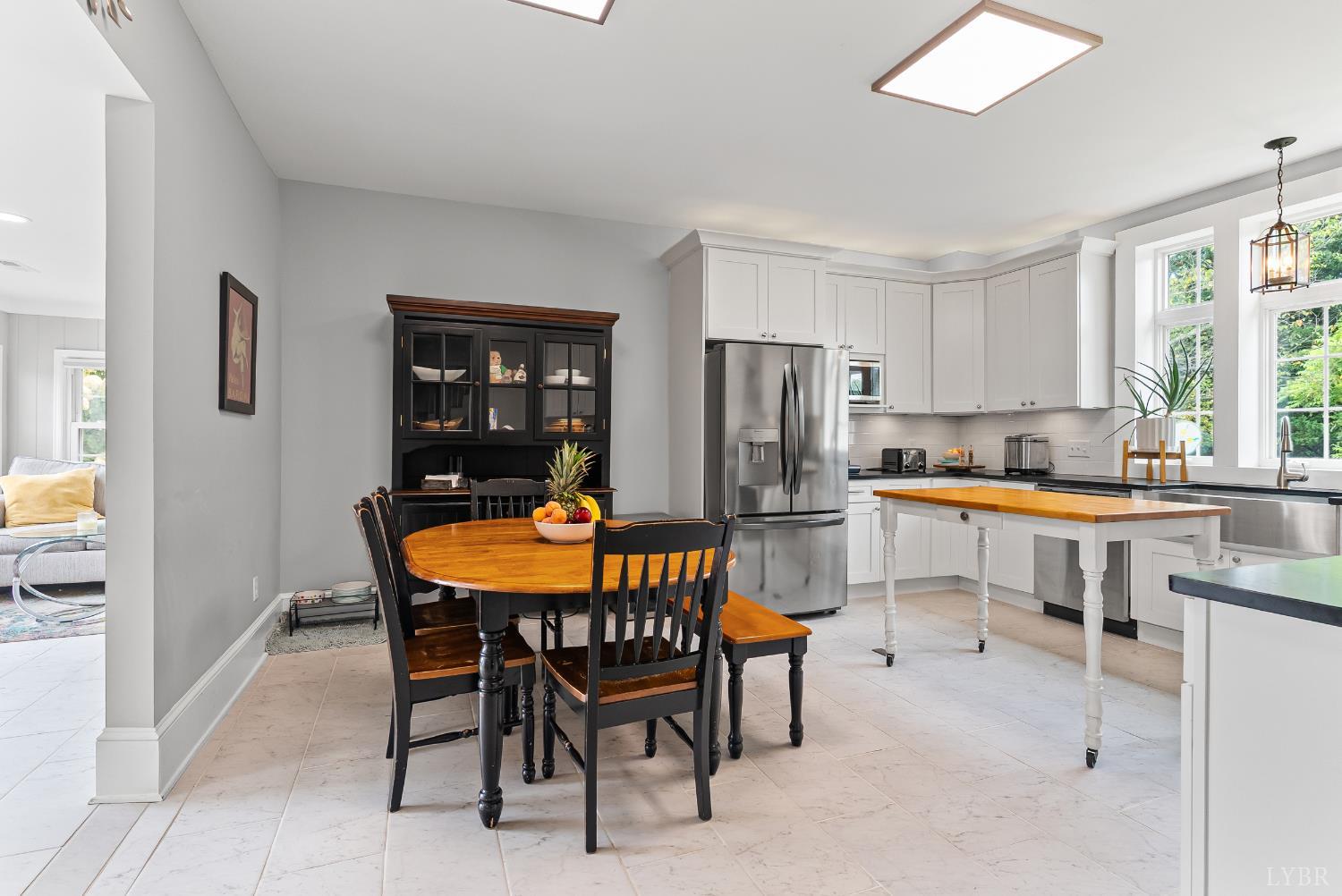 260 North Main Street Amherst, VA 24521 - Photo 6 of 71