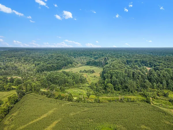 $650,000 | 13774 Maple Island Road, Twin Lake, MI 49457