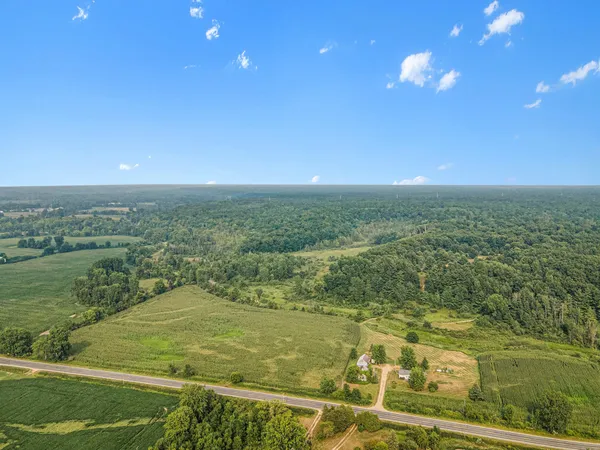 $650,000 | 13774 Maple Island Road, Twin Lake, MI 49457